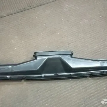 Воздуховод обогрева ветрового стекла Нива Тревел